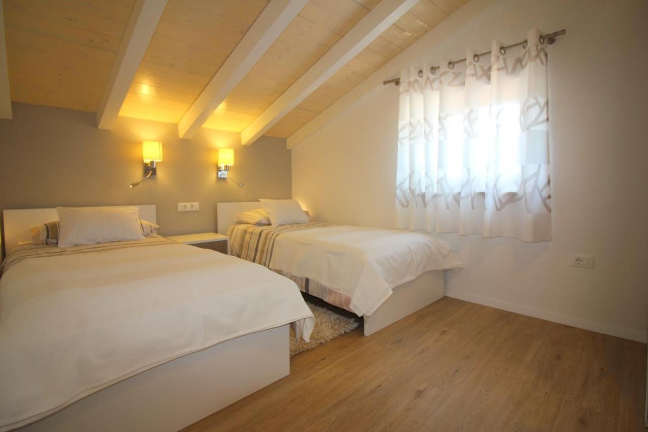 Apartments Tancel Porec Esterno foto