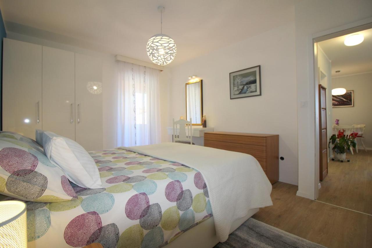 Apartments Tancel Porec Esterno foto